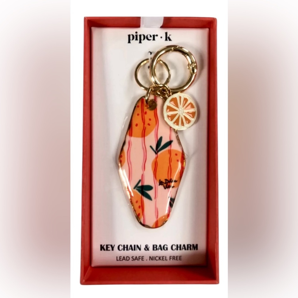 PIPER K Retro Style Motel Hotel Key La Dolce Vida Citrus Keychain Bag Charm NWT - Picture 4 of 10